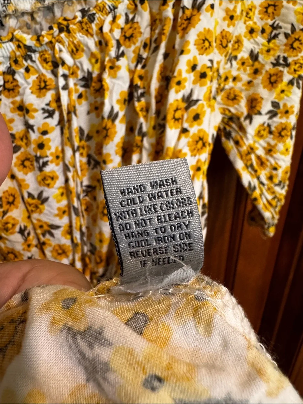 39A. J for Justify Yellow Floral Off-Shoulder Smocked Mini Dress - Picture 8 of 9